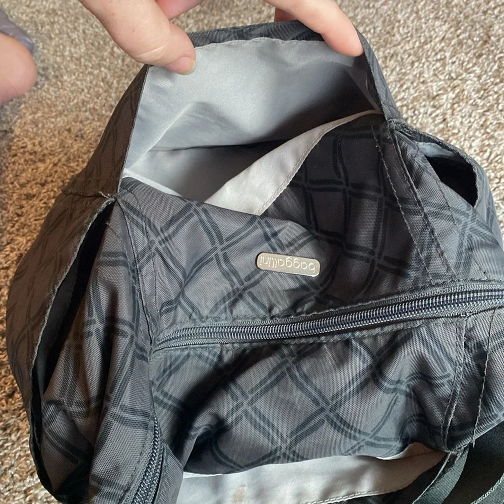 Baggallini Gray & Black Diamond Large Travel Shoulder Hobo Bag Purse